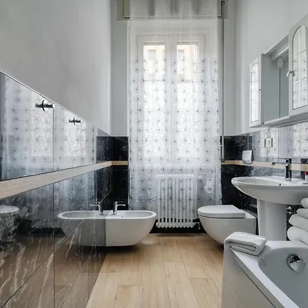 Joivy Chic 3-bed Flat Near Colonne Di San Lorenzo 公寓 米兰