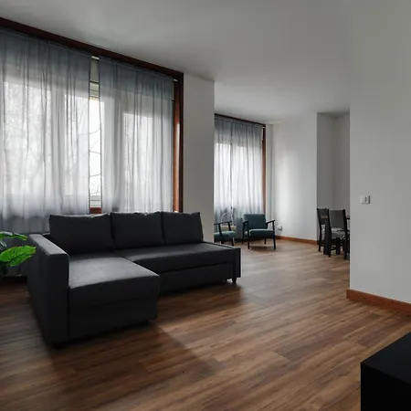 Joivy Chic 3-bed Flat Near Colonne Di San Lorenzo *