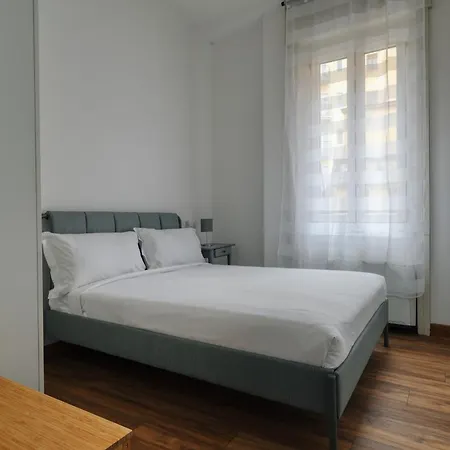 Joivy Chic 3-bed Flat Near Colonne Di San Lorenzo * Milão